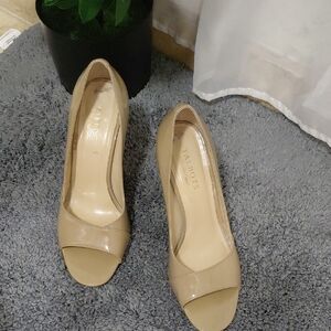 Talbots Women's Beige Peep Toe Heels
